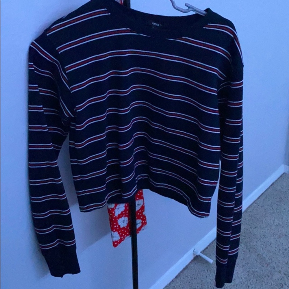 Striped long sleeve crop top